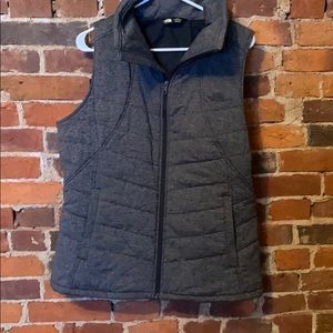 North face vest, like new!